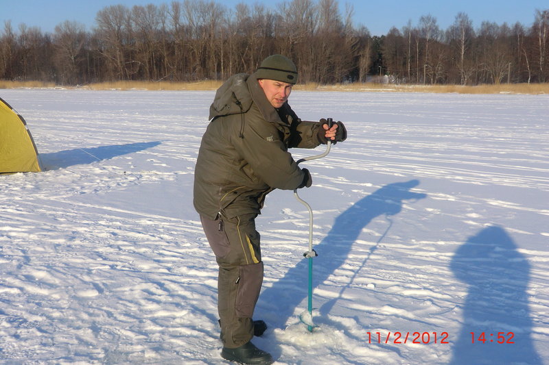 Алексей весь в работе