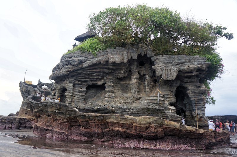 Храм Tanah Lot