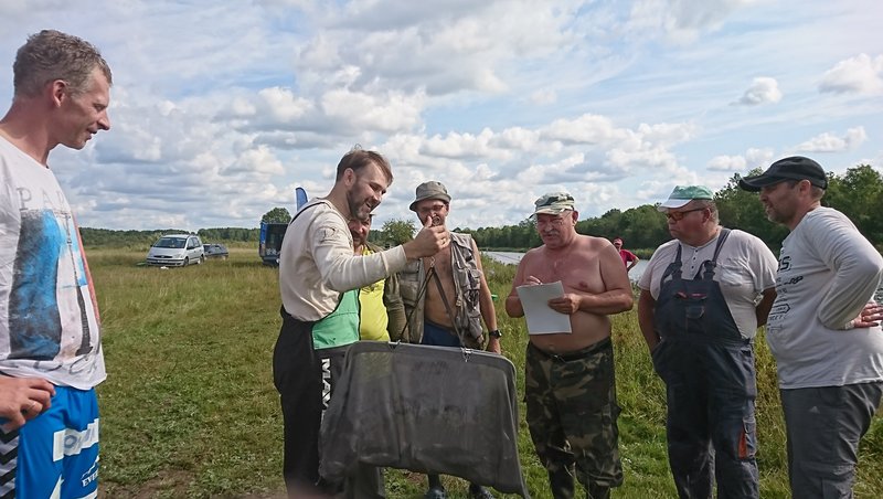 Первый тур окончен.